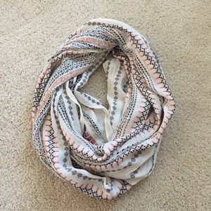 Infinity scarf